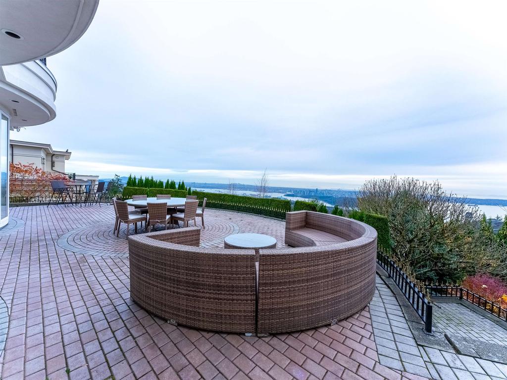 Listing Image for R3102802