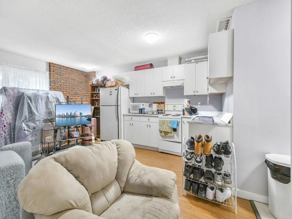 Listing Image for R3102818