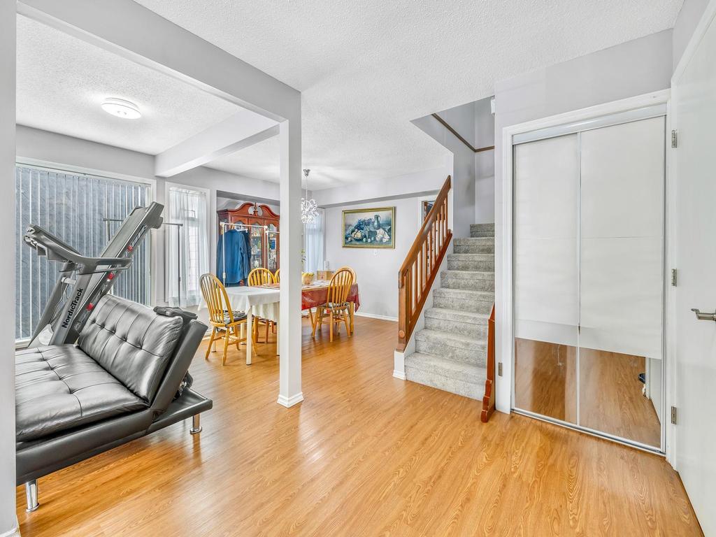 Listing Image for R3102818