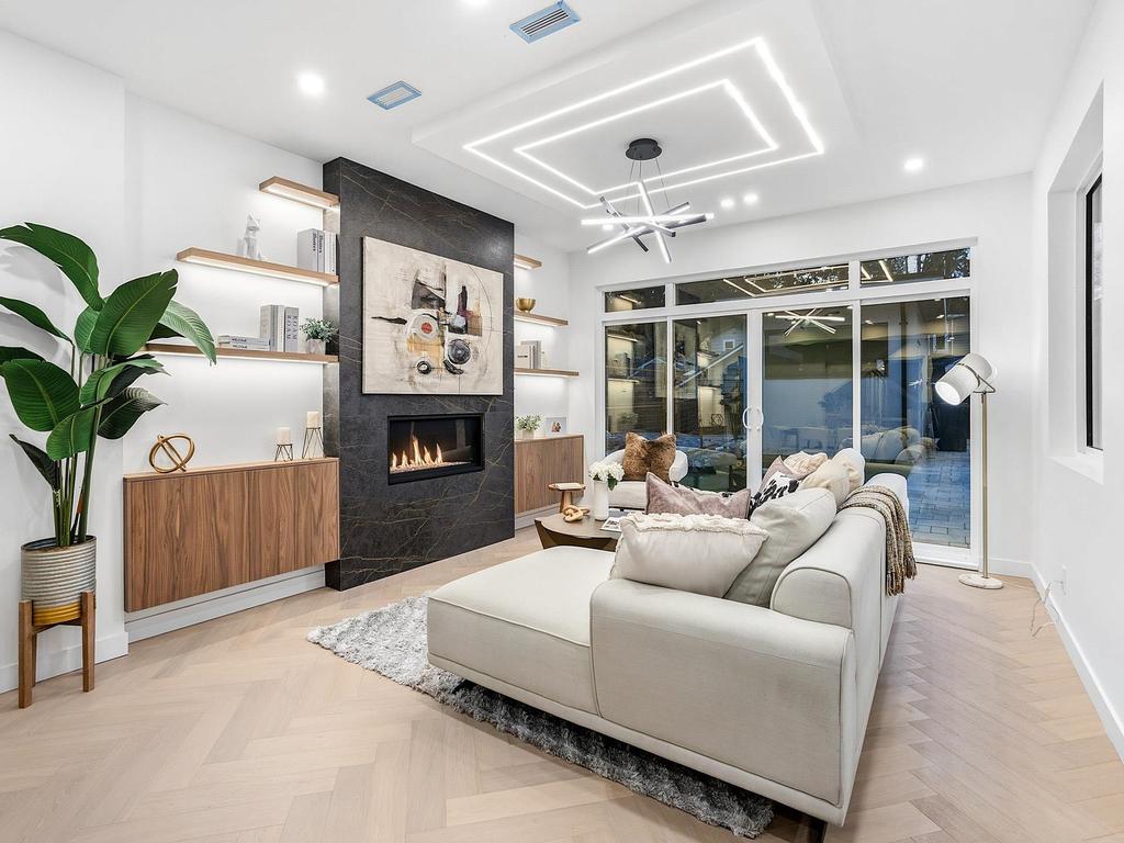 Listing Image for R3102846