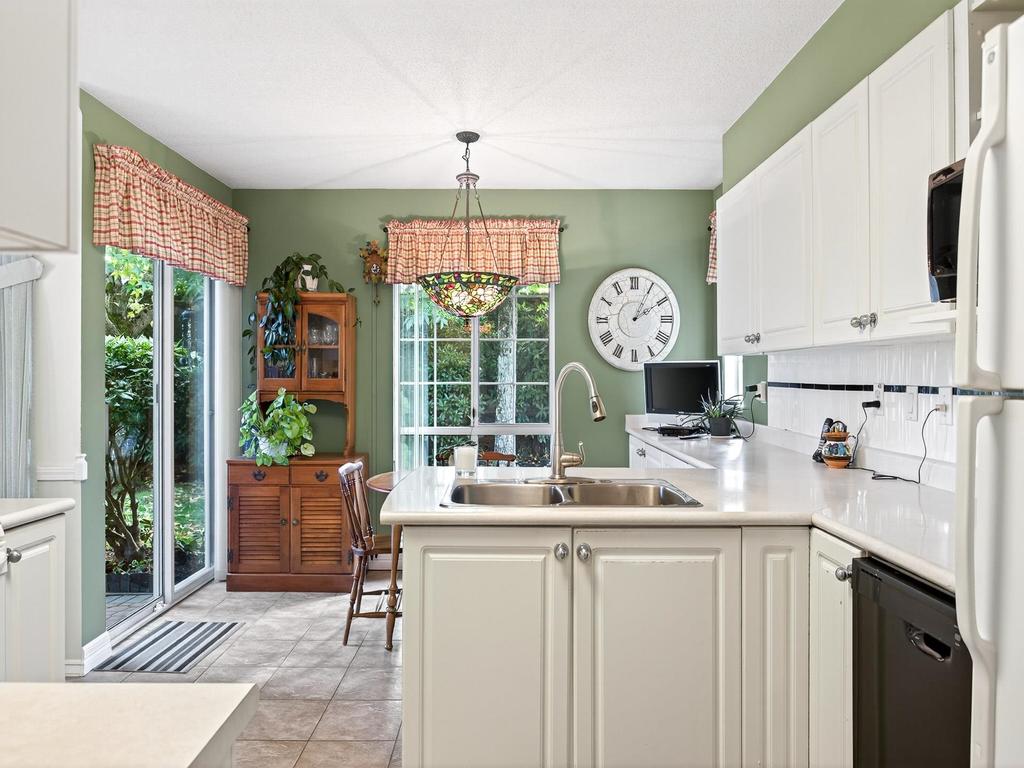 Listing Image for R3102852