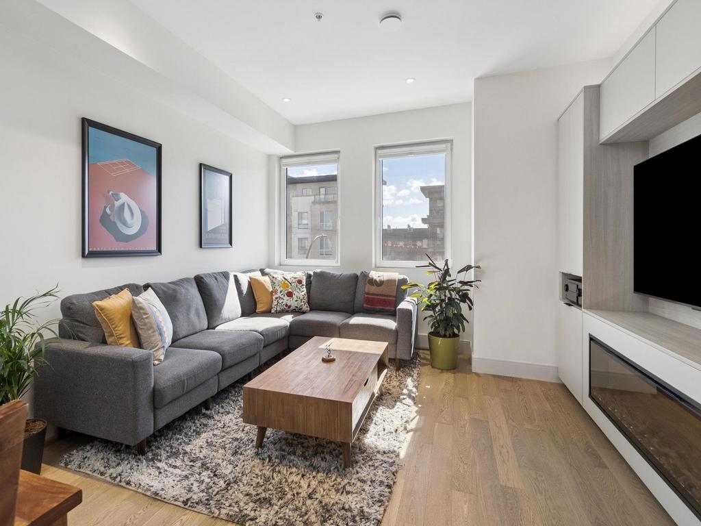 Listing Image for R3102862