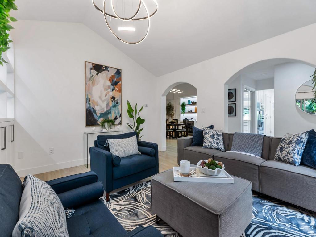 Listing Image for R3102867