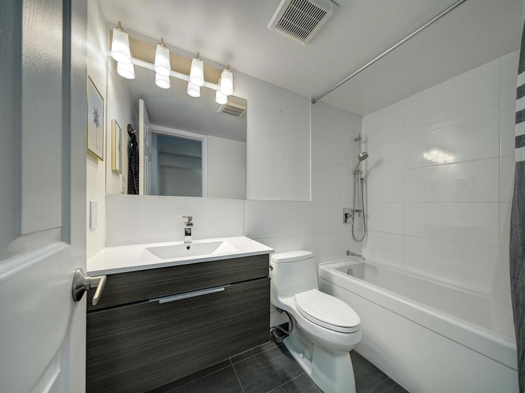 Listing Image for R3102876