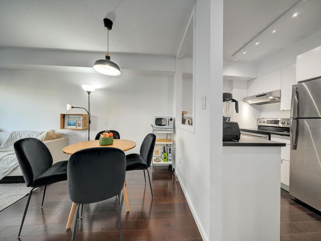 Listing Image for R3102876