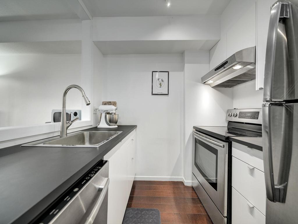 Listing Image for R3102876