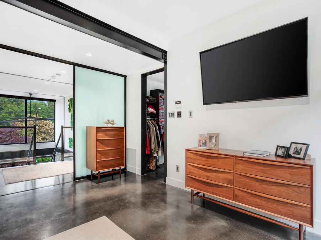 Listing Image for R3102878