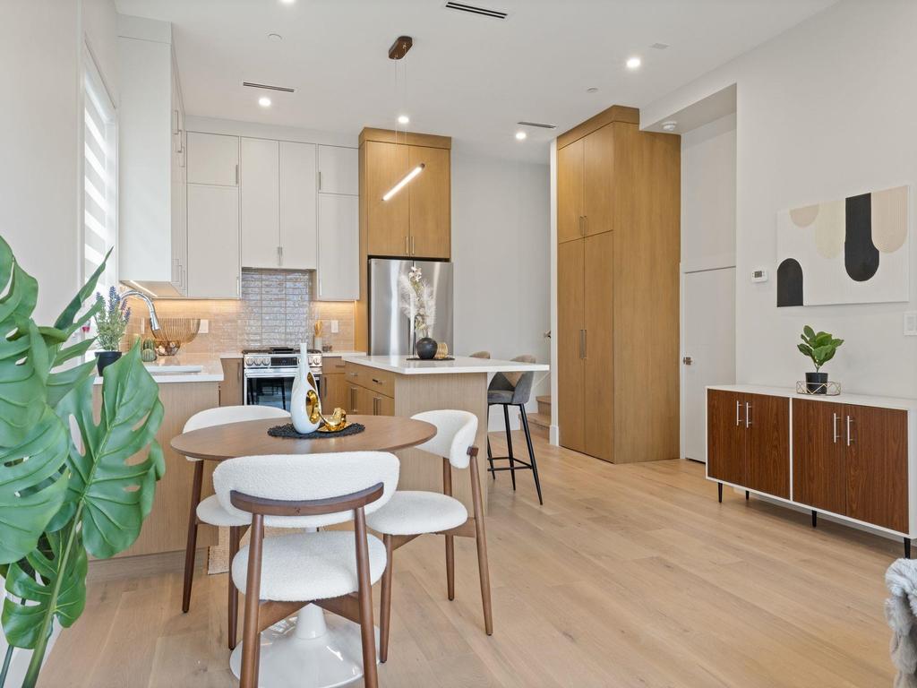 Listing Image for R3102924