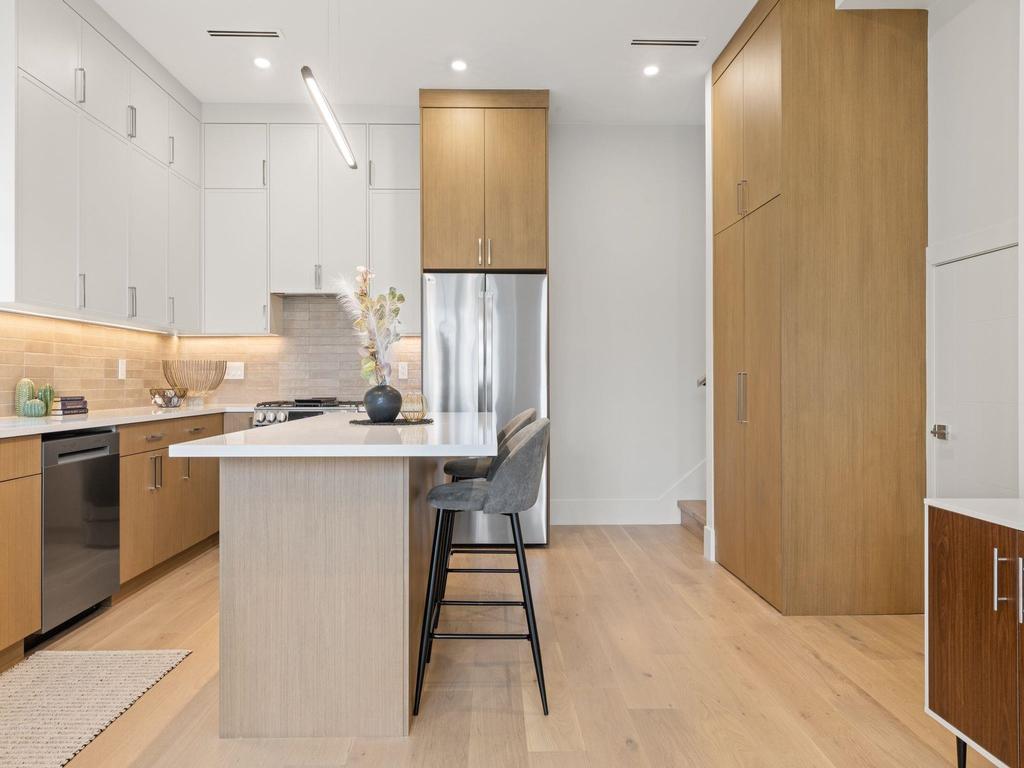 Listing Image for R3102924