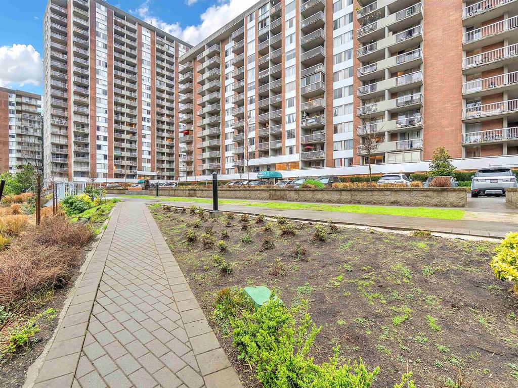 Listing Image for R3102957