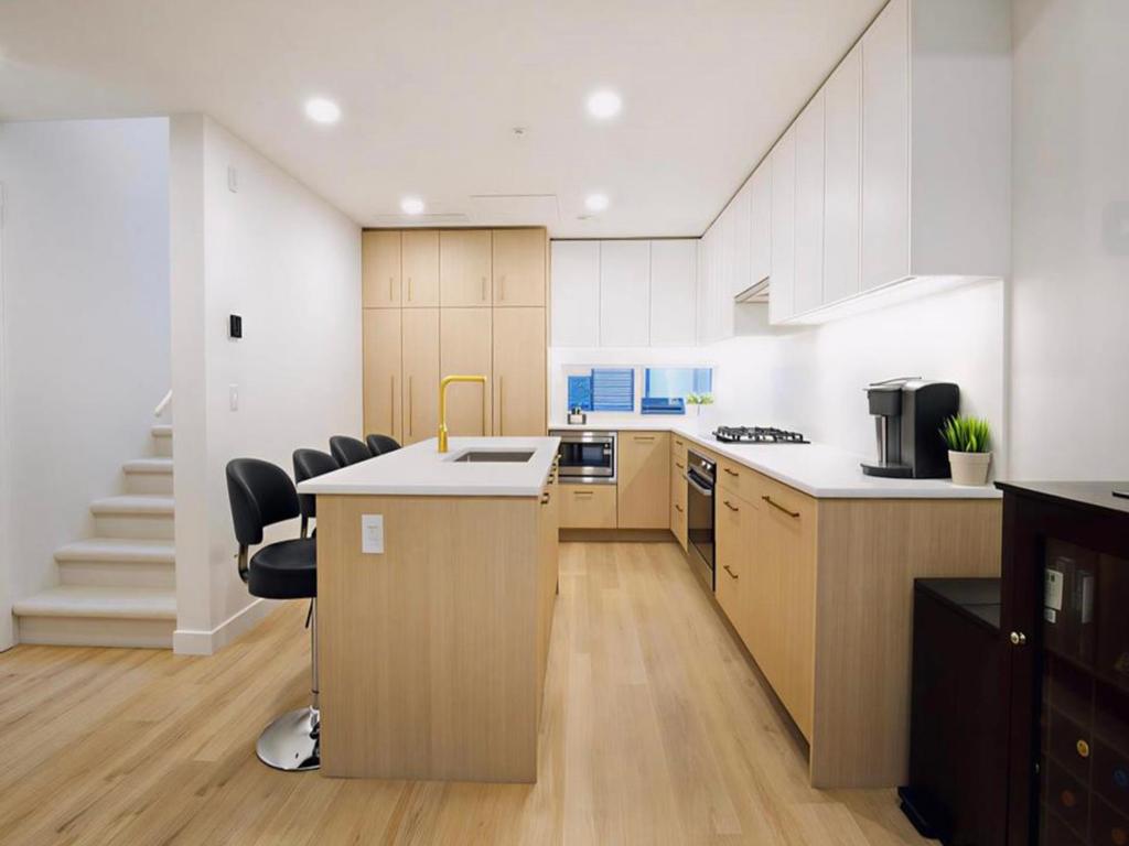 Listing Image for R3103004