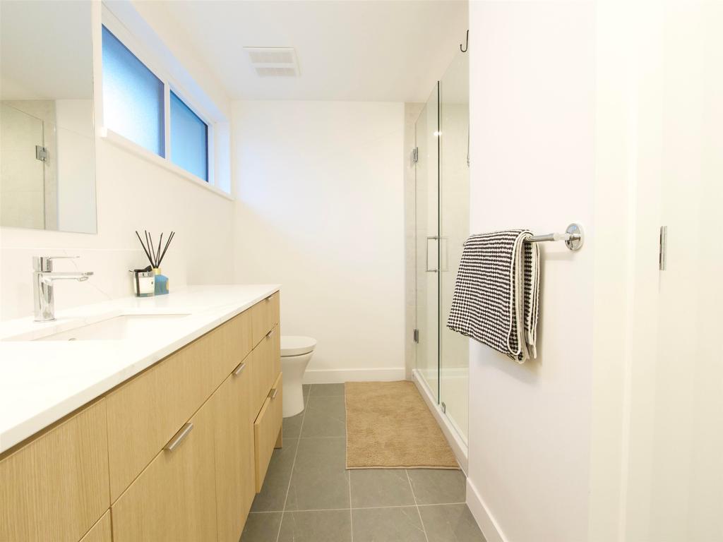 Listing Image for R3103004