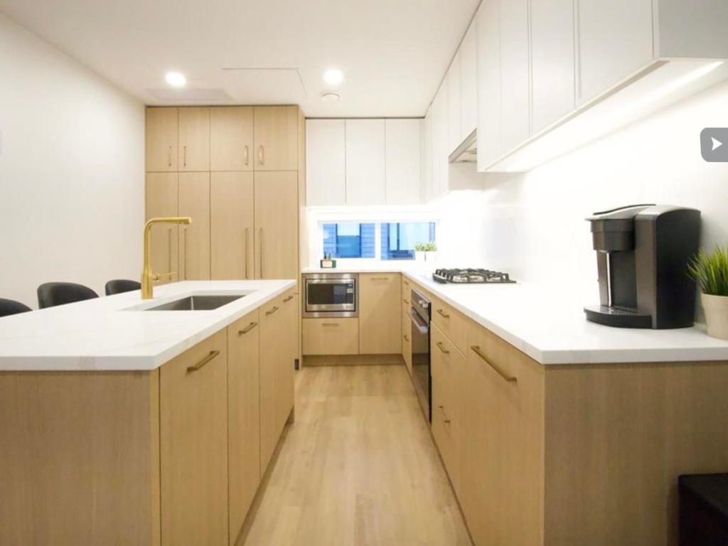 Listing Image for R3103004