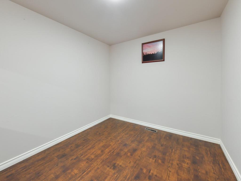 Listing Image for R3103023