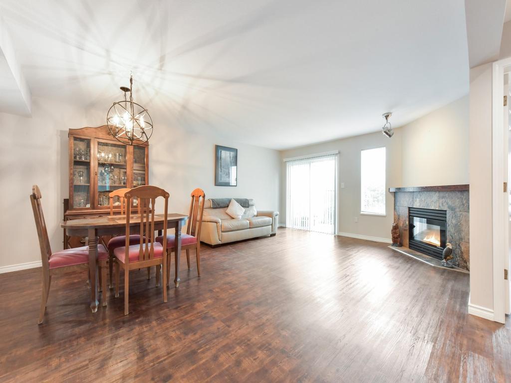 Listing Image for R3103023