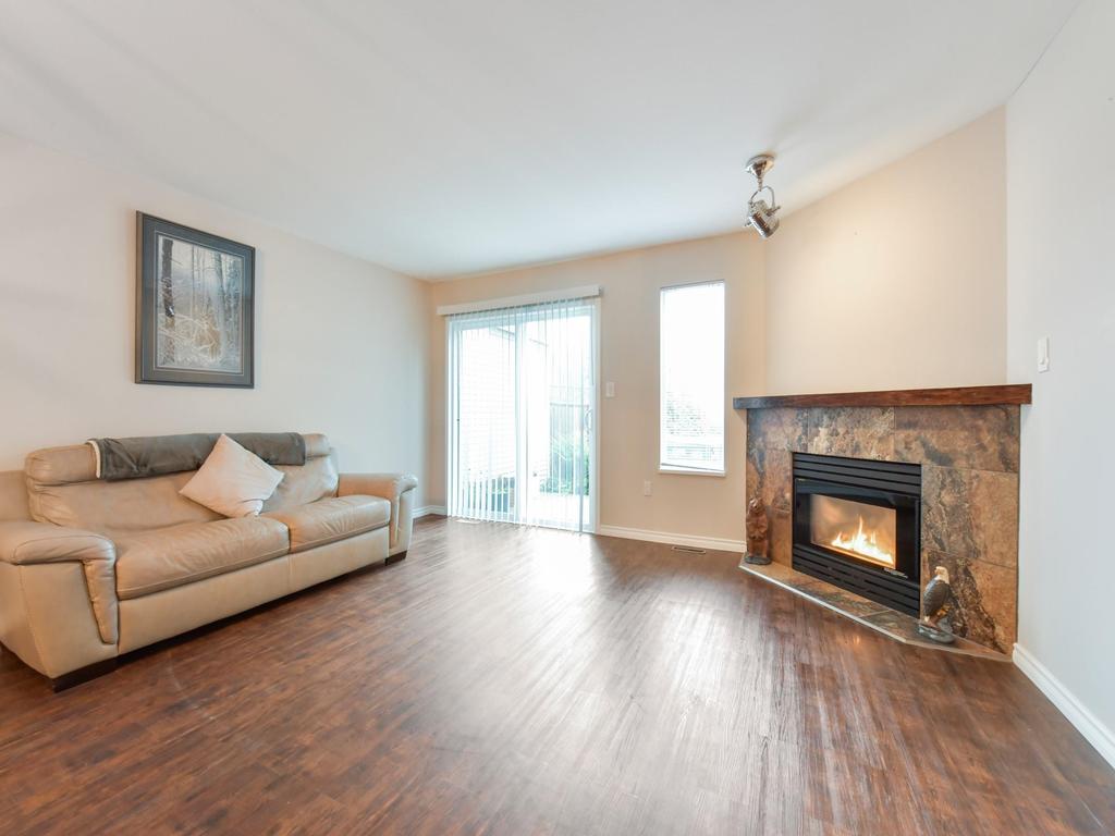 Listing Image for R3103023