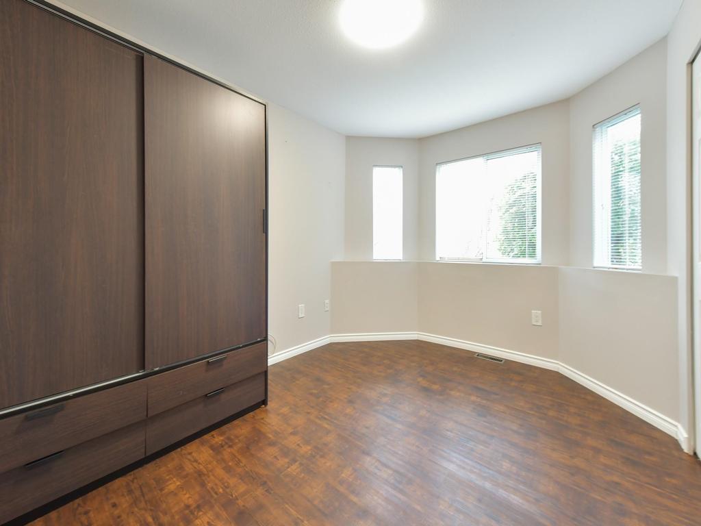 Listing Image for R3103023