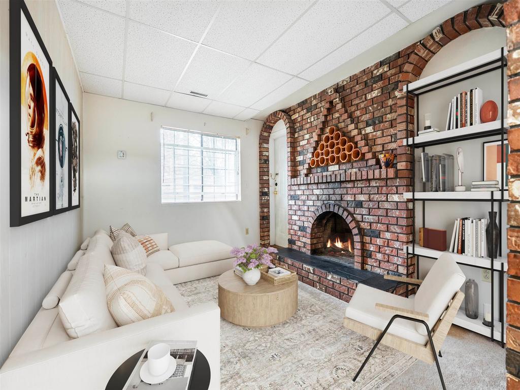 Listing Image for R3103026