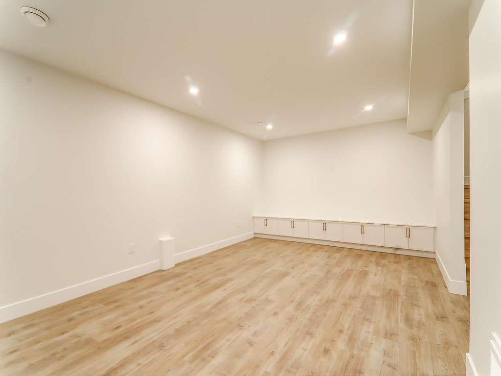 Listing Image for R3103039