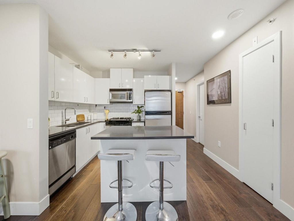 Listing Image for R3103059