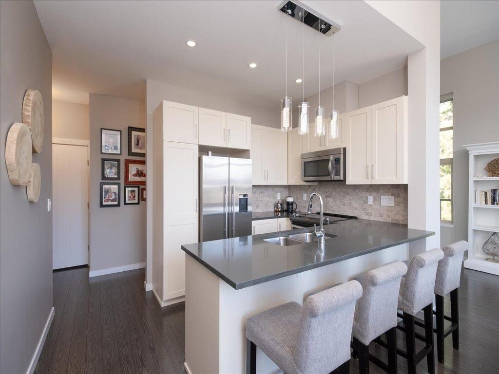 Listing Image for R3103065