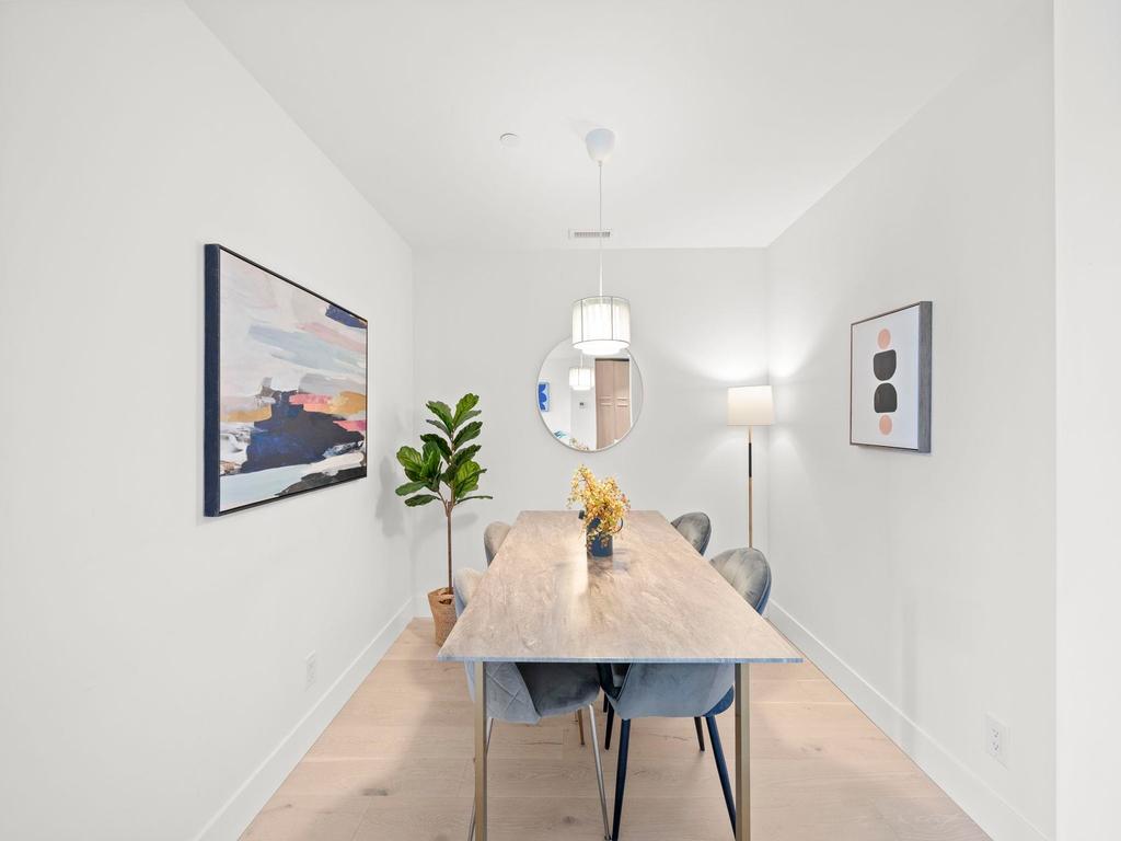 Listing Image for R3103073