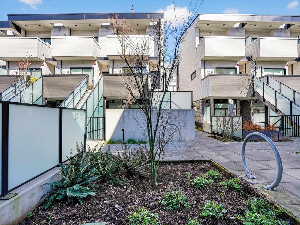 Listing Image for R3103095