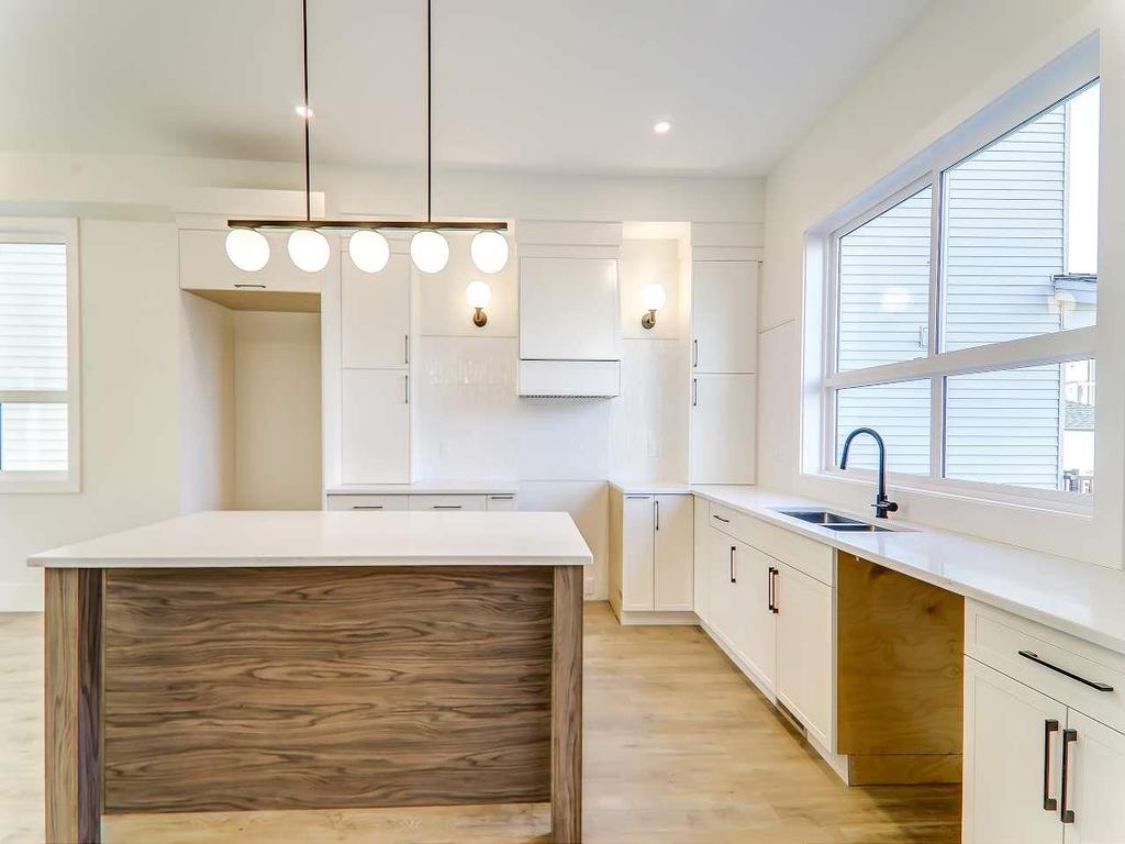 Listing Image for R3103126