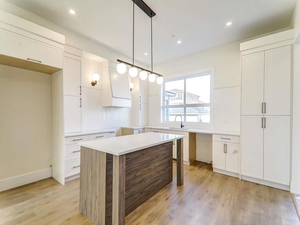 Listing Image for R3103126