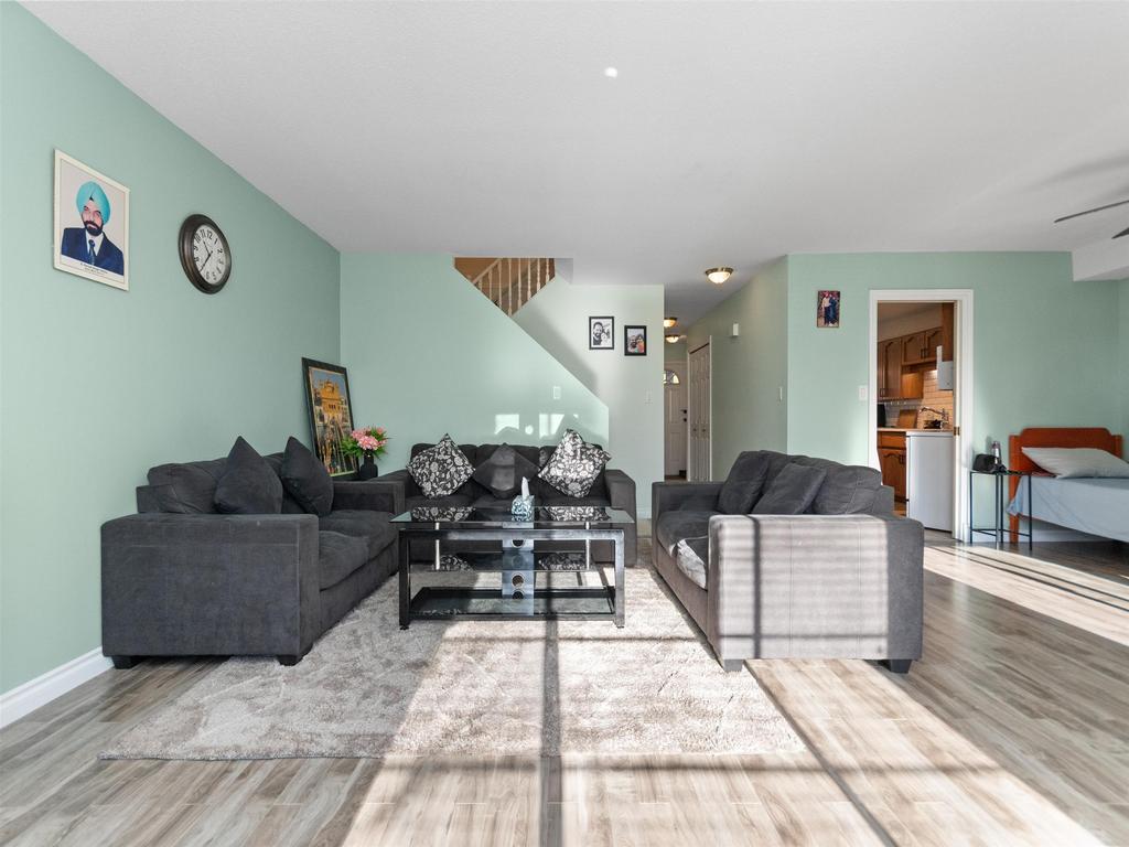 Listing Image for R3103147