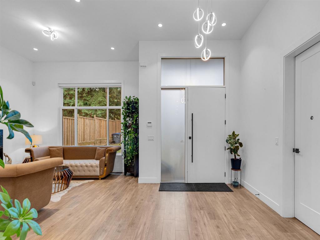 Listing Image for R3103176