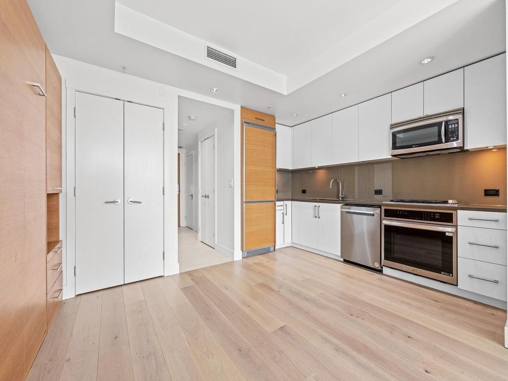 Listing Image for R3103220