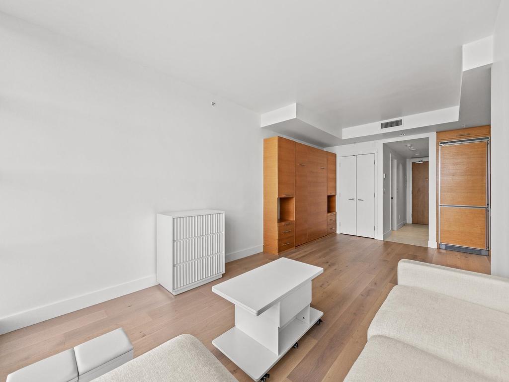 Listing Image for R3103220