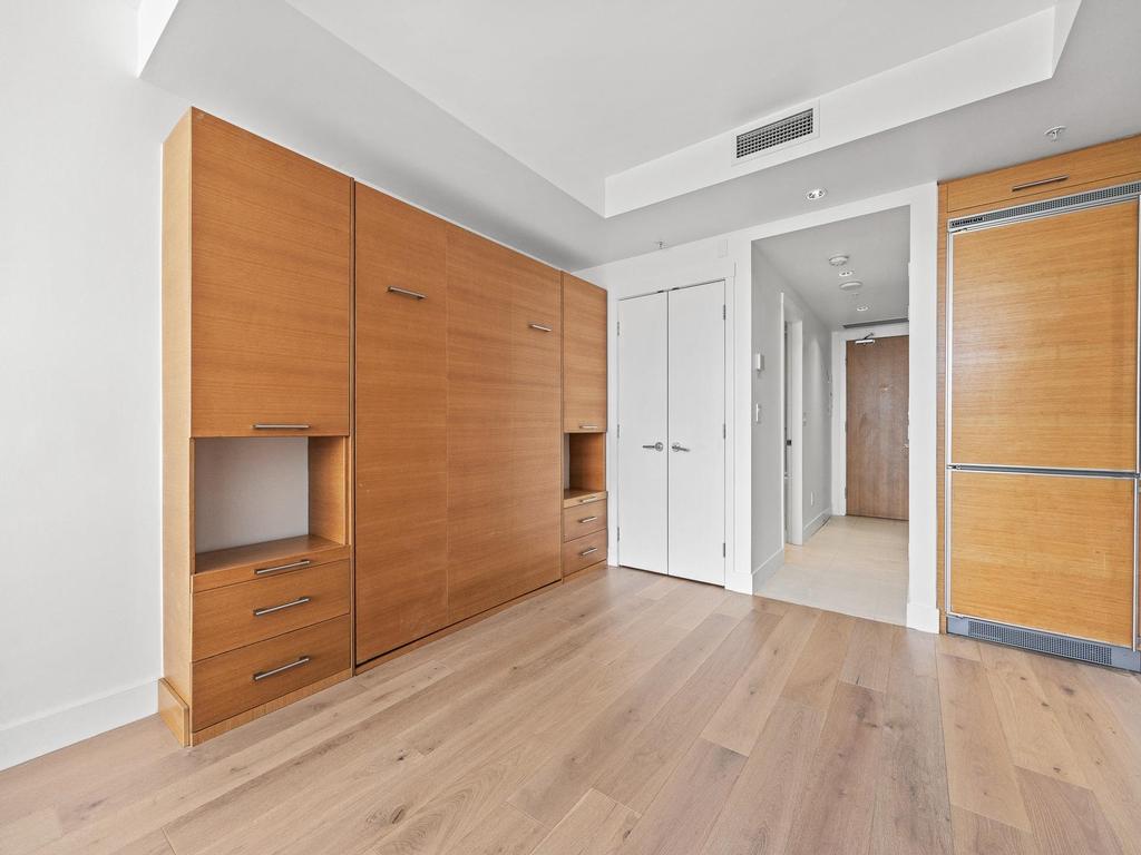 Listing Image for R3103220