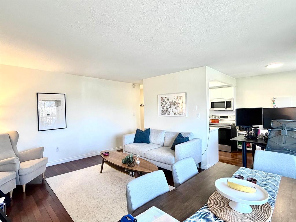 Listing Image for R3103230