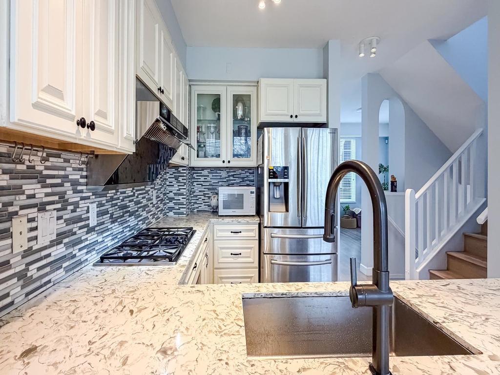 Listing Image for R3103232