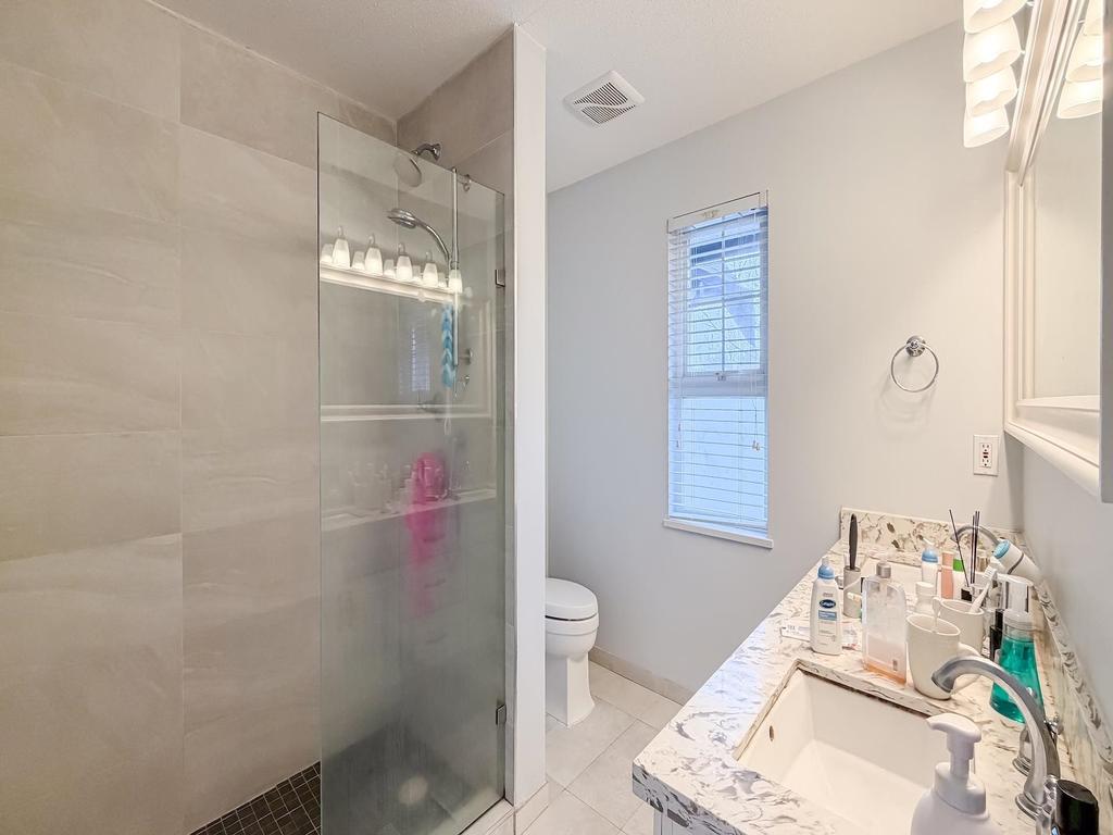 Listing Image for R3103232