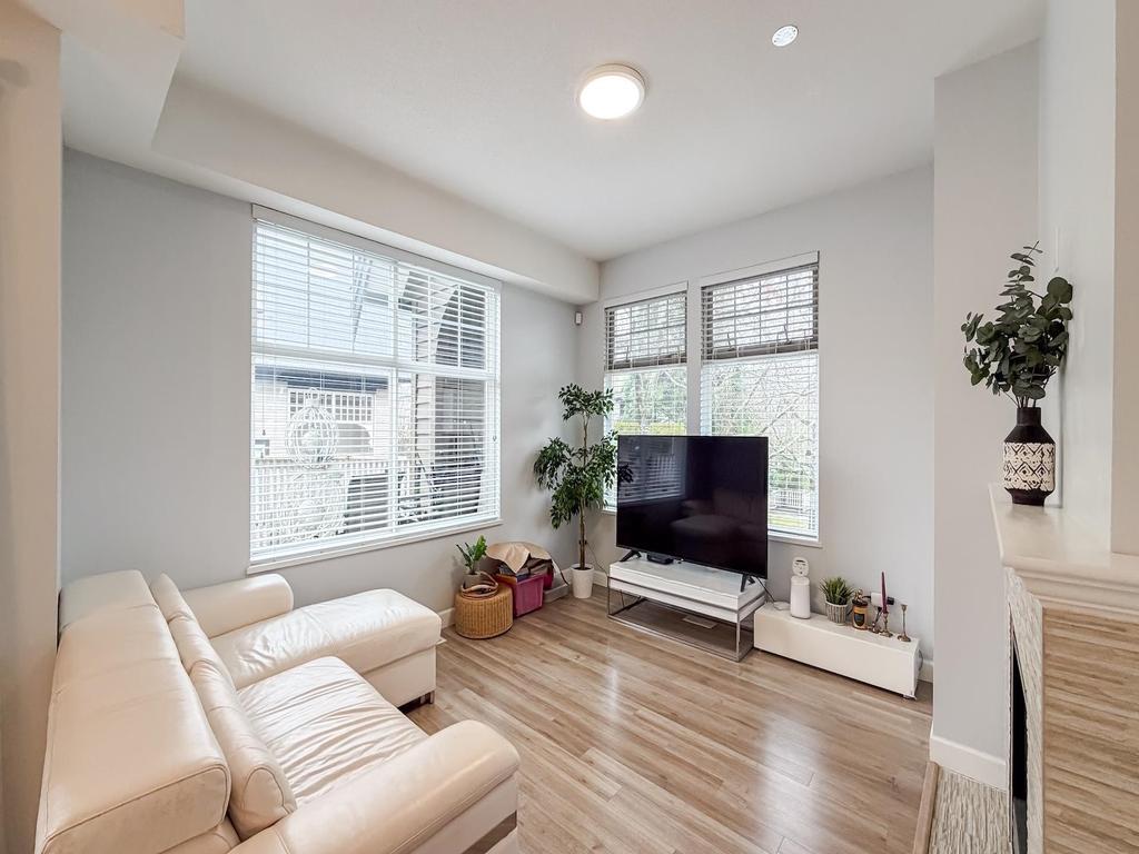 Listing Image for R3103232