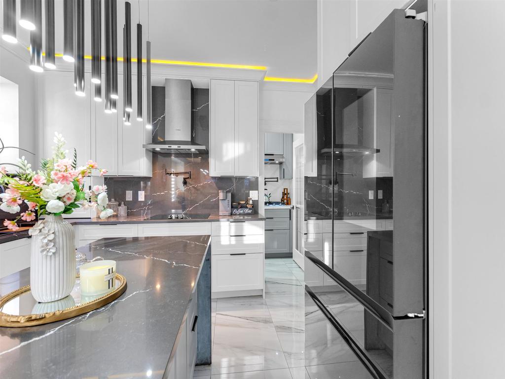 Listing Image for R3103253