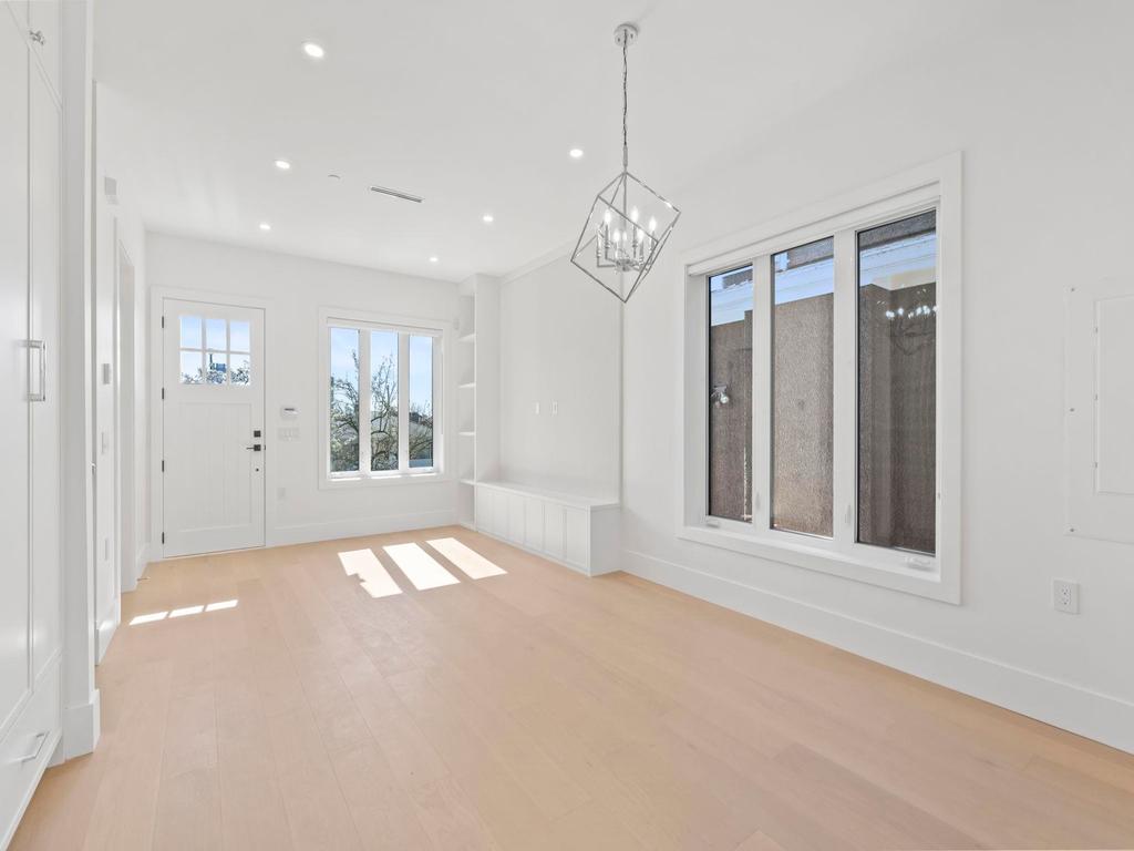 Listing Image for R3103278