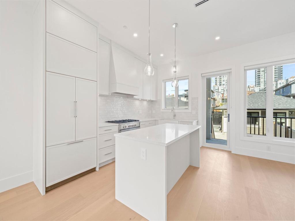 Listing Image for R3103278