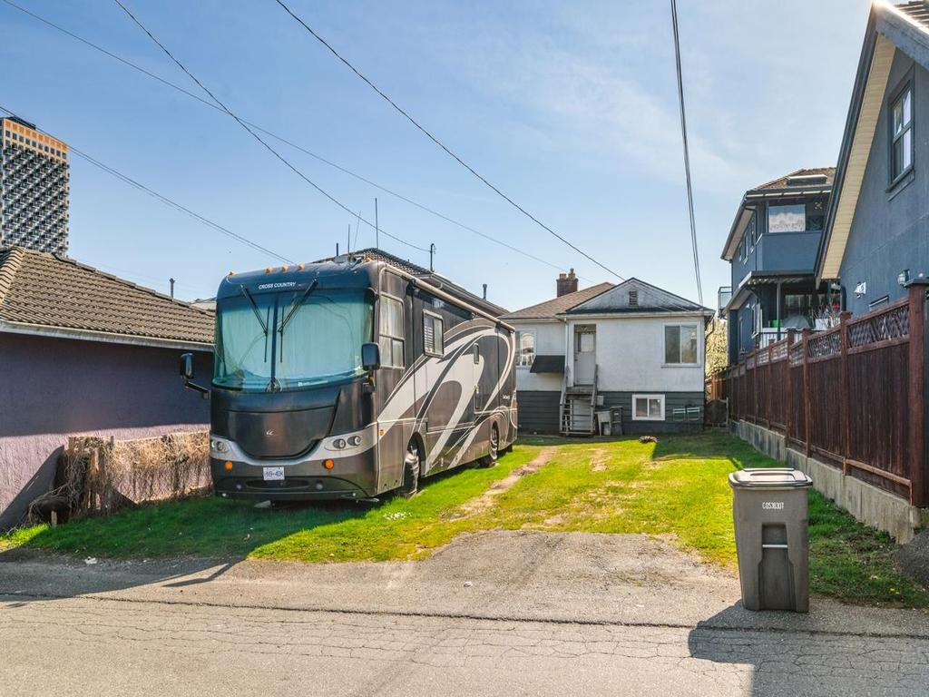 Listing Image for R3103347