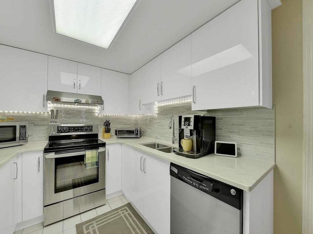 Listing Image for R3103371