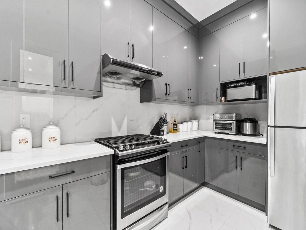 Listing Image for R3103380