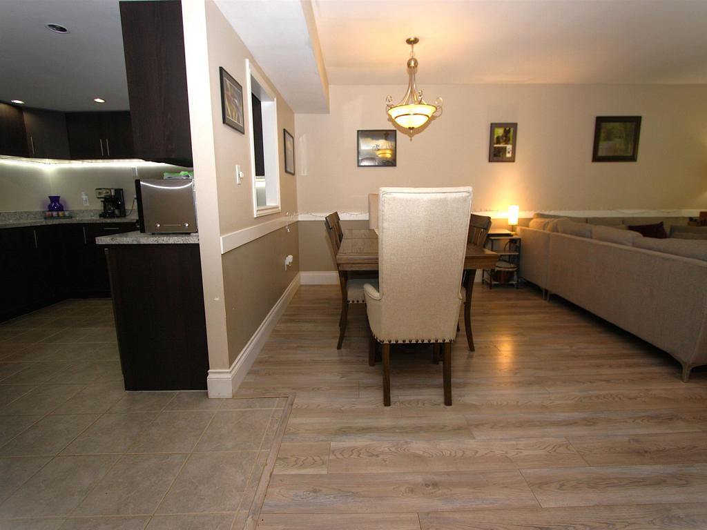 Listing Image for R3103382