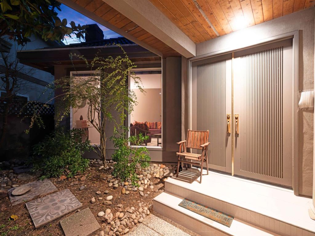 Listing Image for R3103394