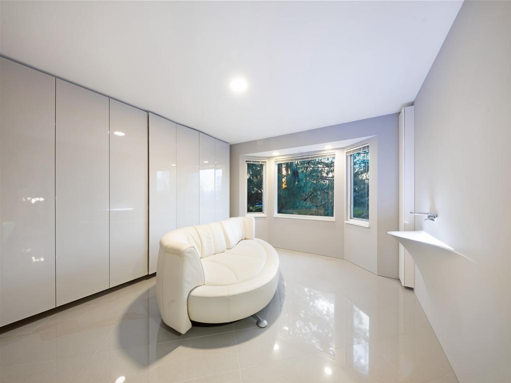 Listing Image for R3103394