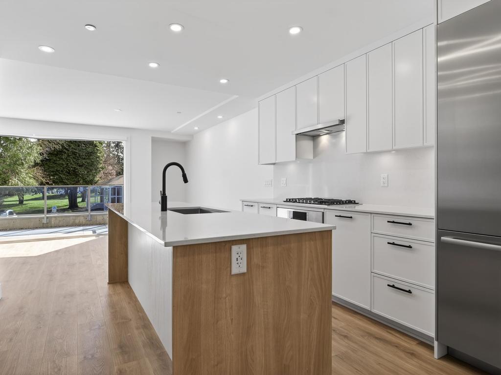 Listing Image for R3103398