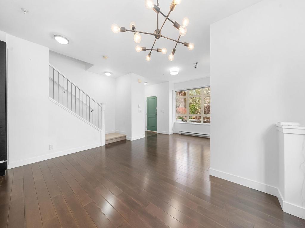 Listing Image for R3103410