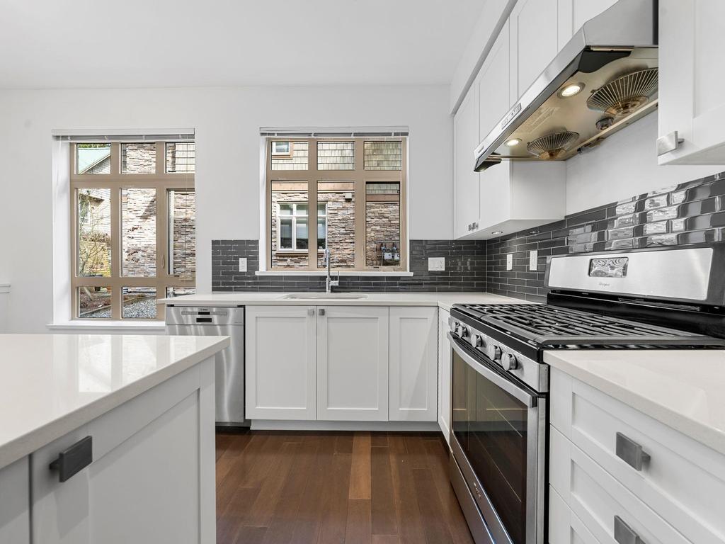 Listing Image for R3103410